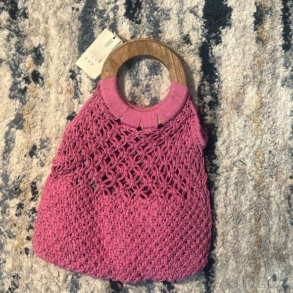 A new day netted top handle - Picture 1 of 3